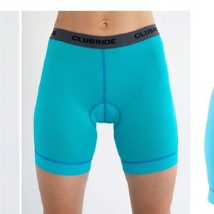 Club ride level 3 (3 hour shammy) NWOT, never worn